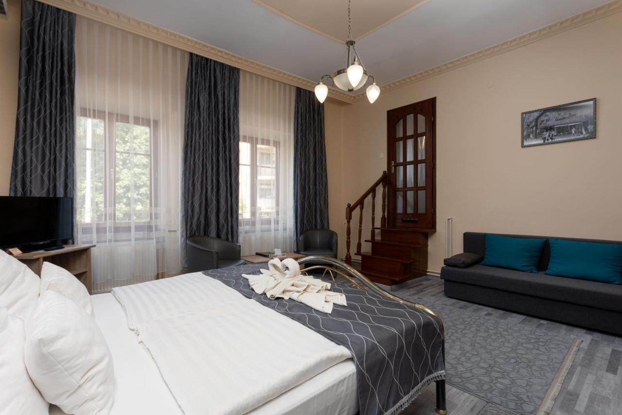 Illes Hotel Szeged Exterior photo
